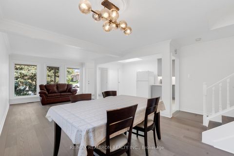 Photo 3 at 53 Knighton Drive, Victoria Village, Toronto