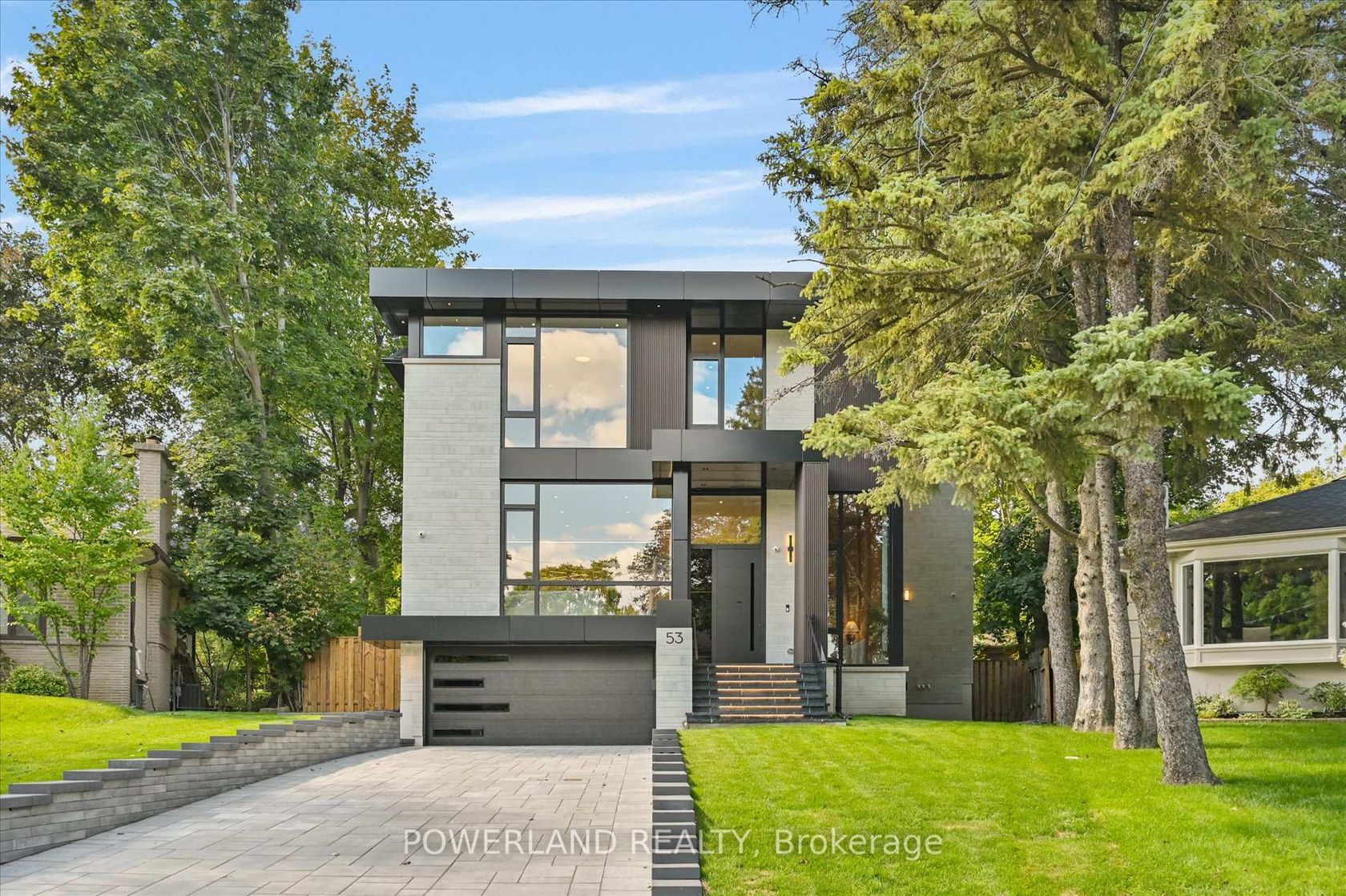 53 Whittaker Crescent, Bayview Village, Toronto 