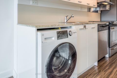 Photo 11 at 206 - 15 Singer Court, Bayview Village, Toronto Photo 11 at 206 - 15 Singer Court, Bayview Village, Toronto