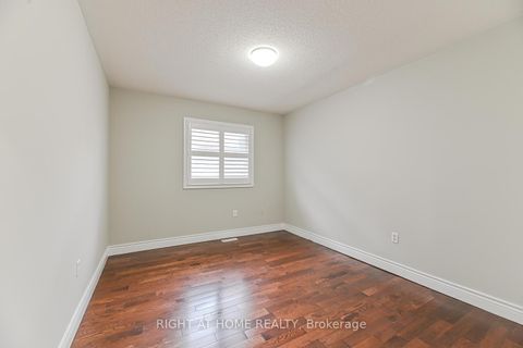 Photo 31 at 21 Hoptree Avenue, Rouge E11, Toronto