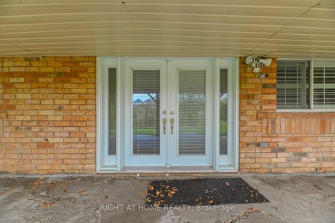 Photo 40 at 21 Hoptree Avenue, Rouge E11, Toronto