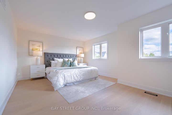 Photo 20 at 38 Pike Lane, Cornell, Markham