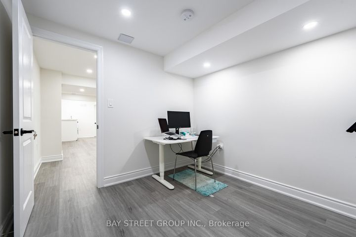 Photo 32 at 38 Pike Lane, Cornell, Markham