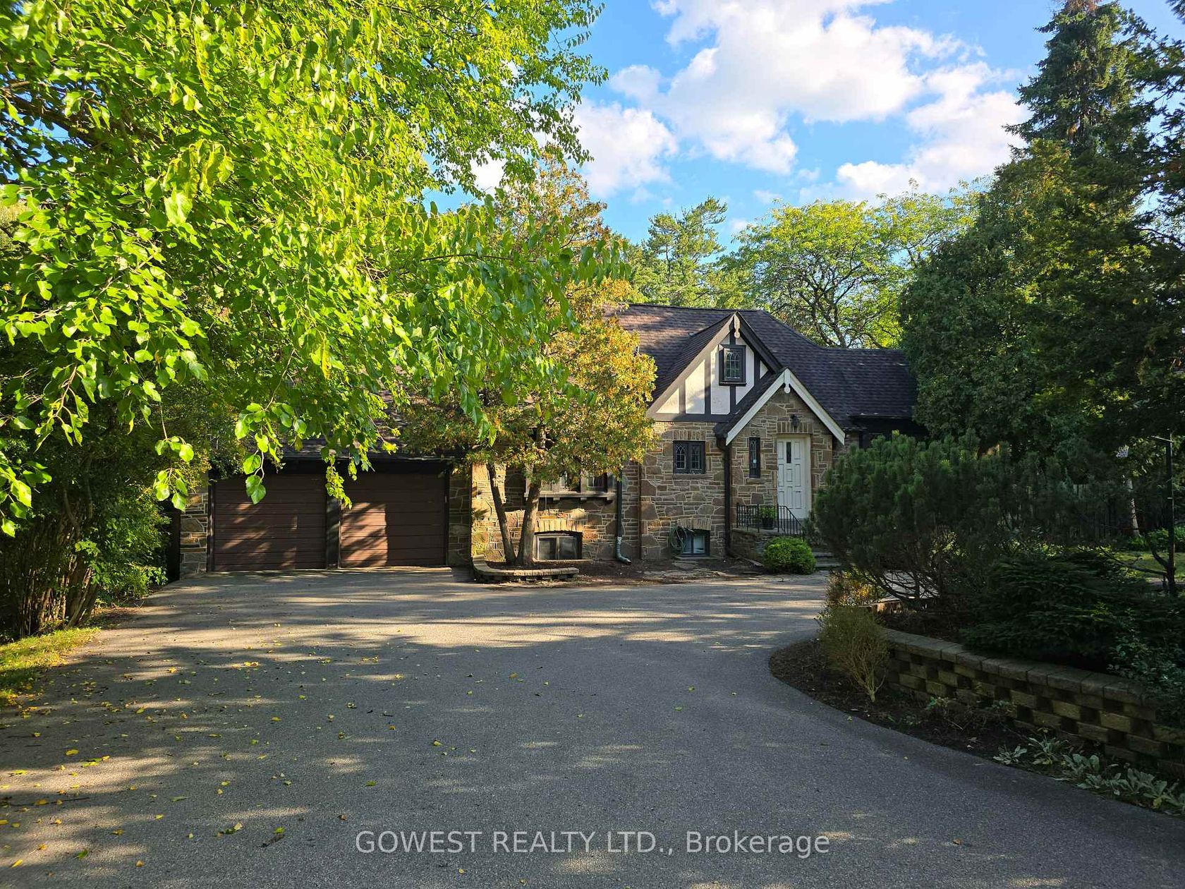 62 Pinewood Trail, Mineola, Mississauga 