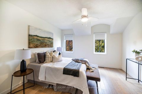 Photo 11 at 57 - 113 The Queensway Way N, Swansea, Toronto