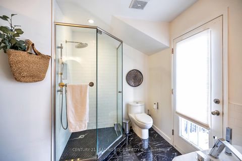 Photo 16 at 57 - 113 The Queensway Way N, Swansea, Toronto