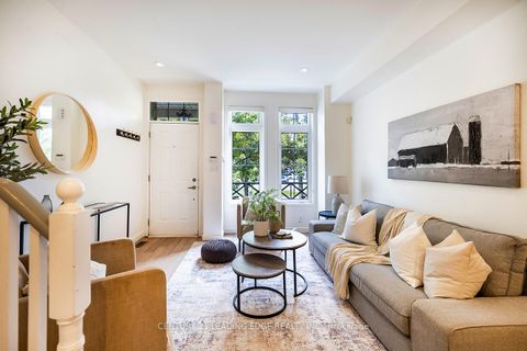 Photo 20 at 57 - 113 The Queensway Way N, Swansea, Toronto