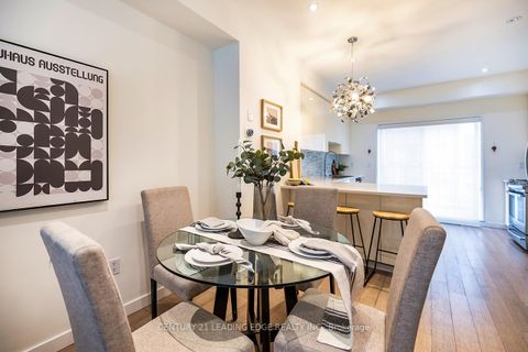 Photo 25 at 57 - 113 The Queensway Way N, Swansea, Toronto