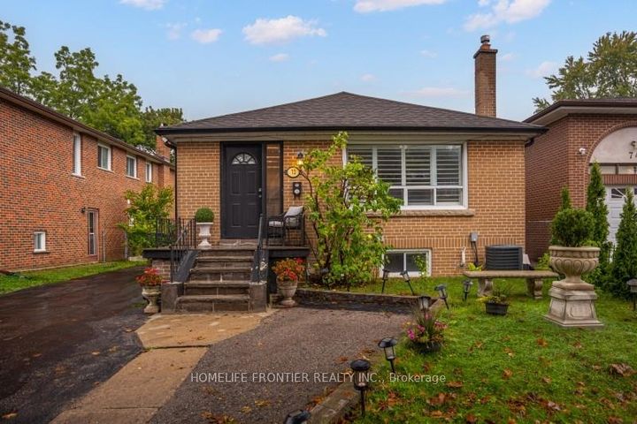 Photo 1 at 72 Newton Drive, Newtonbrook East, Toronto