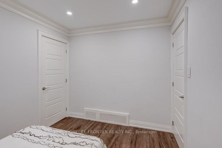 Photo 21 at 72 Newton Drive, Newtonbrook East, Toronto