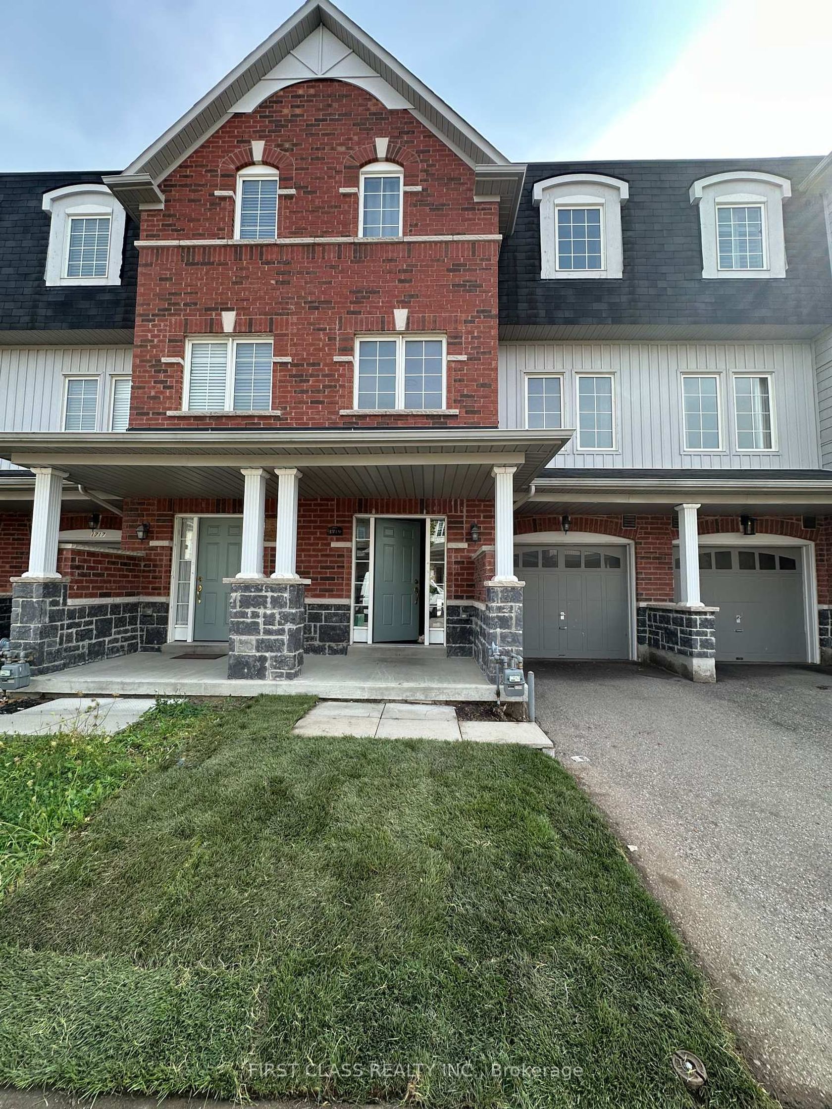 1719 Carousel Drive, Duffin Heights, Pickering 2