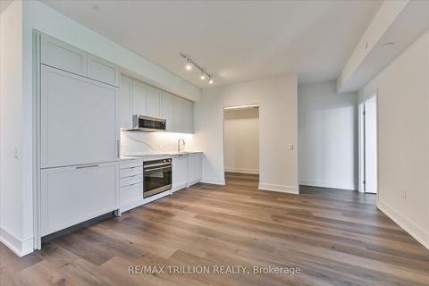 Photo 13 at 801 - 250 Lawrence Avenue W, Lawrence Park North, Toronto