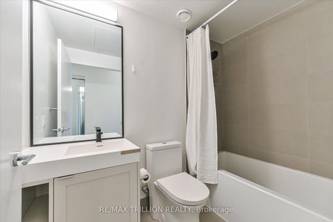 Photo 27 at 801 - 250 Lawrence Avenue W, Lawrence Park North, Toronto