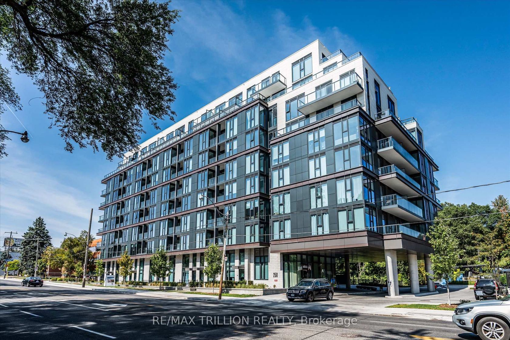 801 - 250 Lawrence Avenue W, Lawrence Park North, Toronto by Loree Meneguzzi Real Estate 801 - 250 Lawrence Avenue W, Lawrence Park North, Toronto