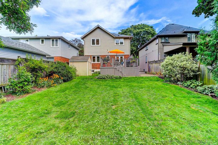 Photo 2 at 16 Westhead Road, Alderwood, Toronto