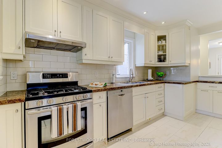 Photo 12 at 16 Westhead Road, Alderwood, Toronto