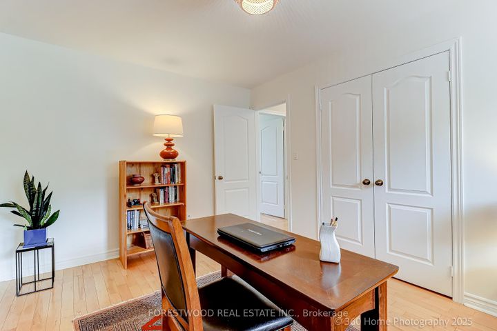 Photo 25 at 16 Westhead Road, Alderwood, Toronto