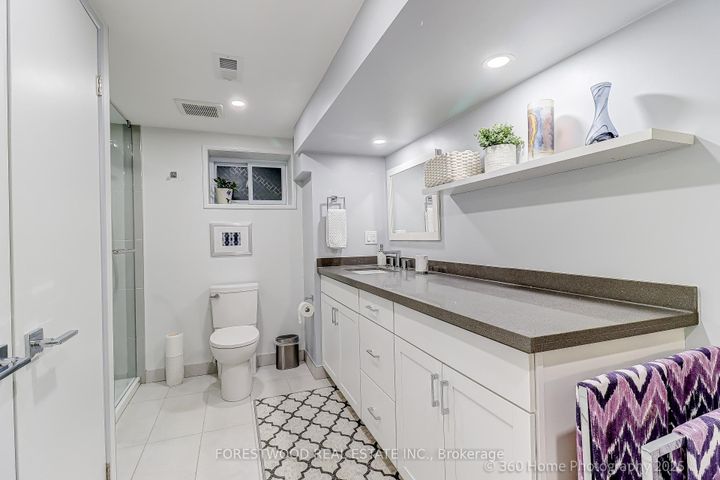 Photo 32 at 16 Westhead Road, Alderwood, Toronto