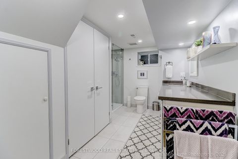Photo 33 at 16 Westhead Road, Alderwood, Toronto