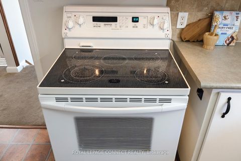 Photo 9 at 12 Penworth Road, Maryvale, Toronto