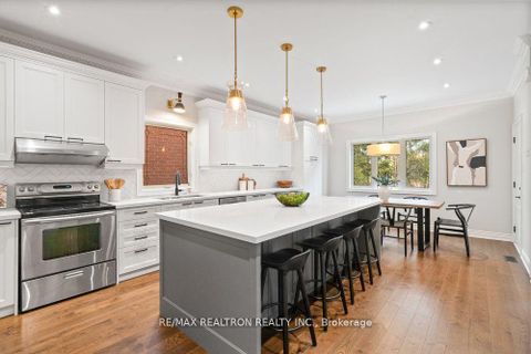 Photo 12 at 126 Ner Israel Drive, Patterson, Vaughan
