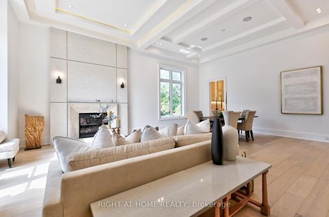Photo 1 at 27 Hurlingham Crescent, Don Mills, Toronto