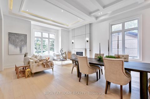 Photo 4 at 27 Hurlingham Crescent, Don Mills, Toronto