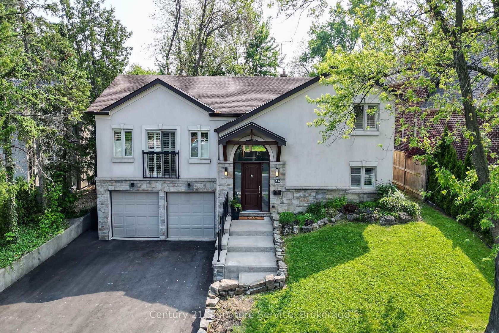 24 Joymar Drive, Streetsville, Mississauga 