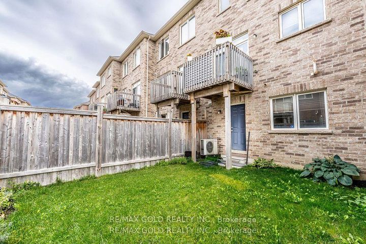 Photo 27 at 34 Rockbrook Trail, Northwest Brampton, Brampton