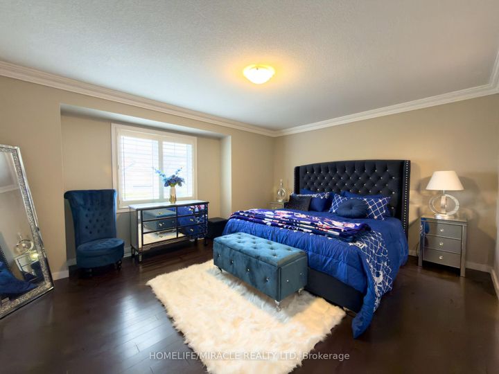 Photo 27 at 404 Queen Mary Drive, Northwest Brampton, Brampton