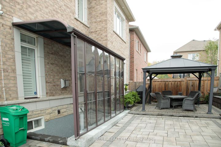 Photo 47 at 404 Queen Mary Drive, Northwest Brampton, Brampton