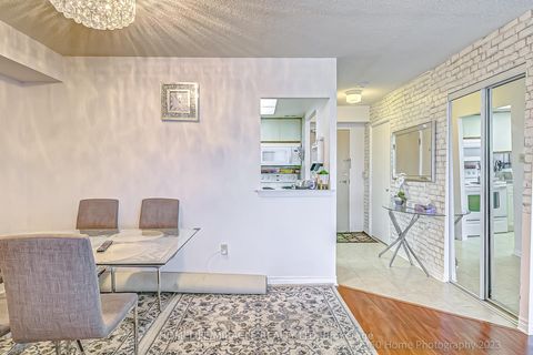 Photo 3 at 1531 - 3 Greystone Walk Drive, Kennedy Park, Toronto