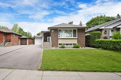 Photo 1 at 8 Cromer Place, Richview, Toronto