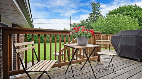 Photo 3 at 8 Cromer Place, Richview, Toronto
