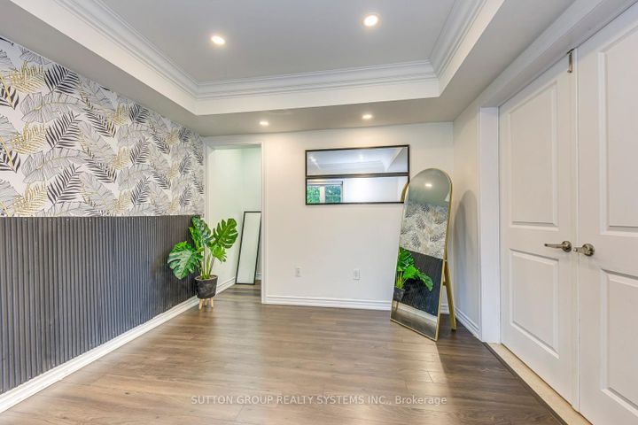 Photo 7 at 33 - 3002 Preserve Drive, Unit 33 Drive, GO Glenorchy, Oakville