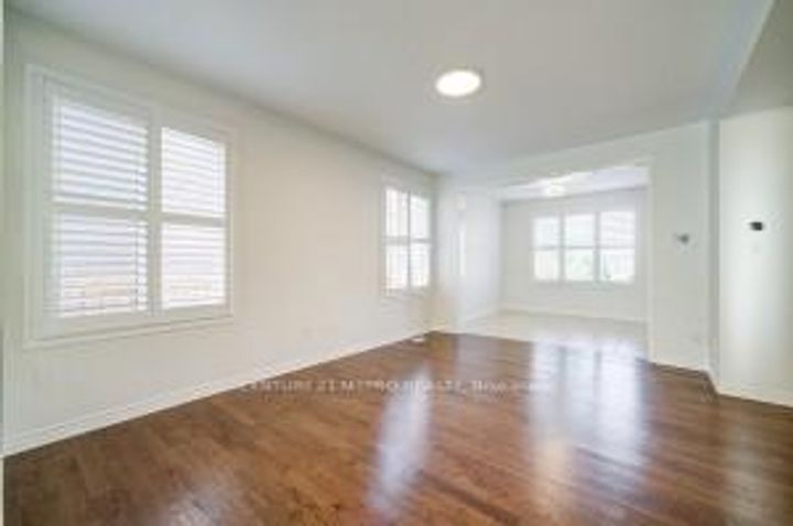 Photo 5 at 1391 Whitney Terrace, FO Ford, Milton