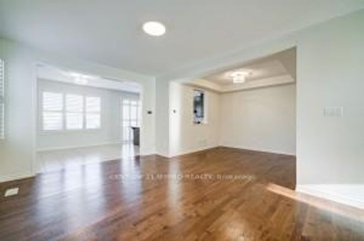 Photo 6 at 1391 Whitney Terrace, FO Ford, Milton