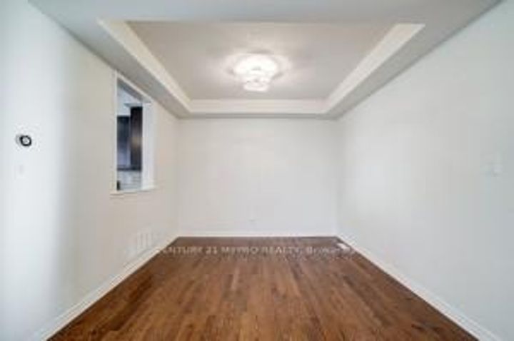 Photo 8 at 1391 Whitney Terrace, FO Ford, Milton