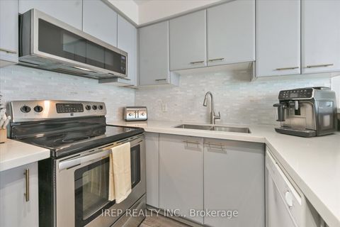 Photo 16 at 3003 - 38 Lee Centre Drive, Woburn, Toronto