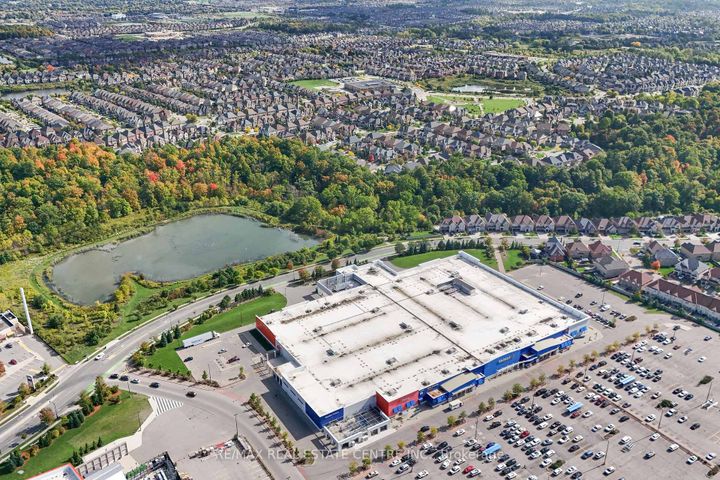 Photo 45 at 4 Junetown Circle, Credit Valley, Brampton