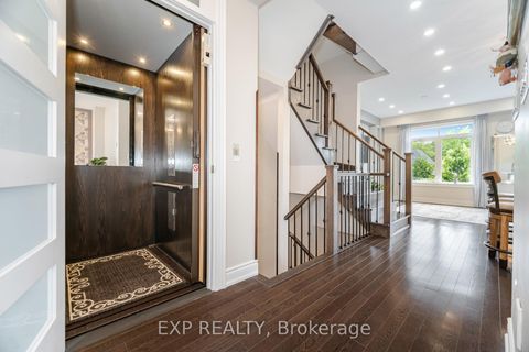 Photo 5 at 54 Ingleside Street, East Woodbridge, Vaughan