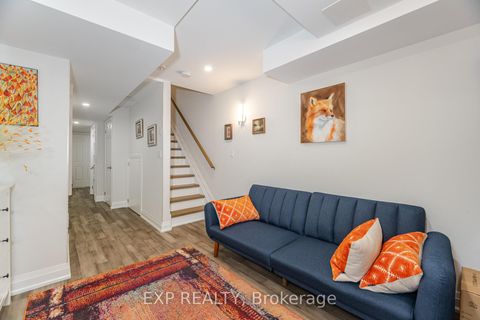 Photo 32 at 54 Ingleside Street, East Woodbridge, Vaughan