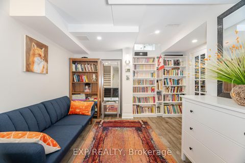 Photo 33 at 54 Ingleside Street, East Woodbridge, Vaughan