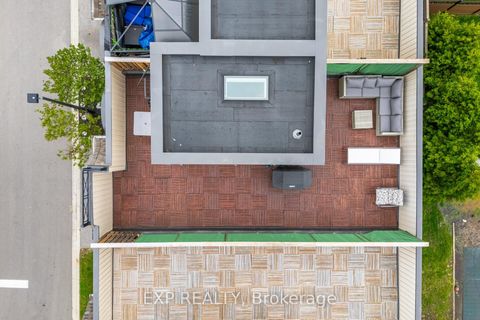 Photo 36 at 54 Ingleside Street, East Woodbridge, Vaughan