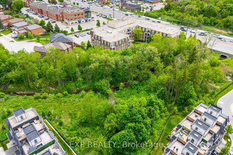 Photo 41 at 54 Ingleside Street, East Woodbridge, Vaughan
