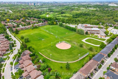 Photo 46 at 54 Ingleside Street, East Woodbridge, Vaughan
