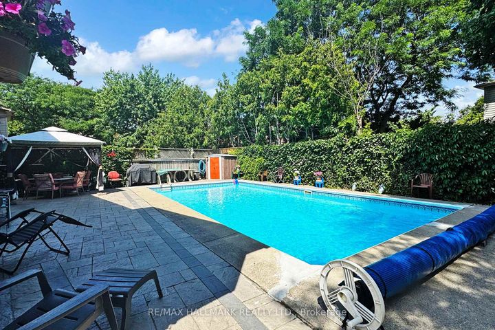 Photo 48 at 33 Parkside Drive, Brampton South, Brampton