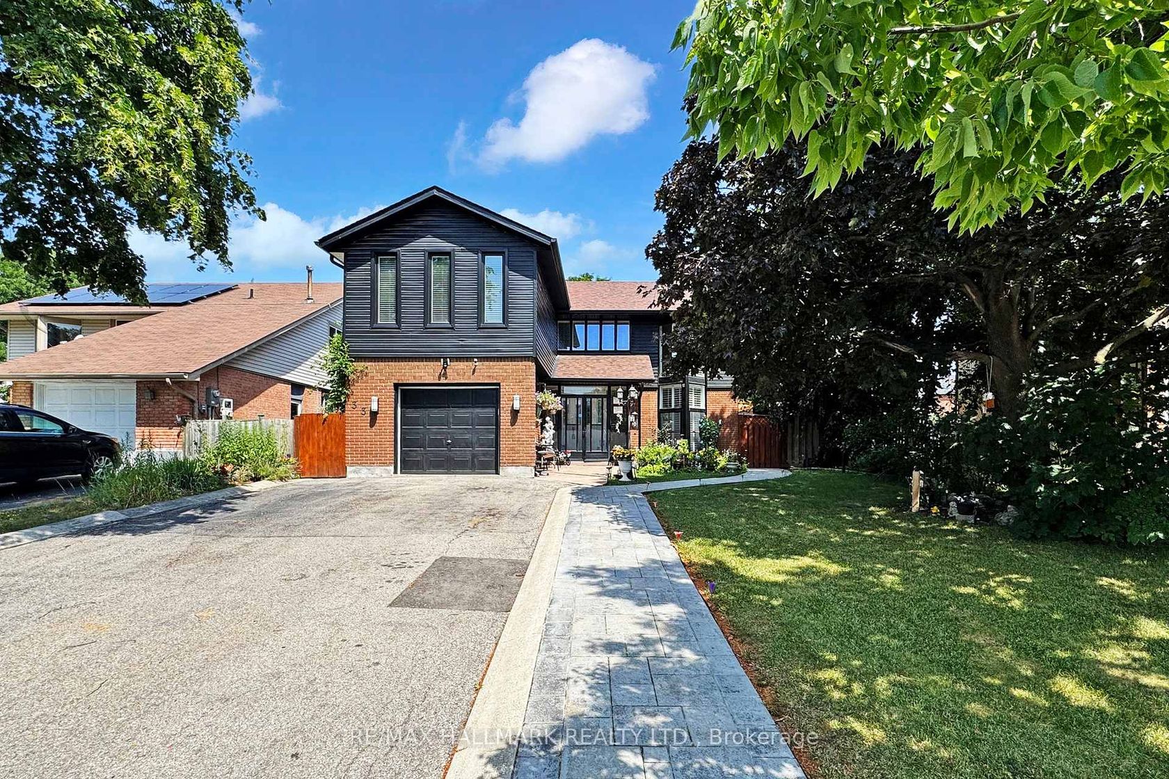 33 Parkside Drive, Brampton South, Brampton 2