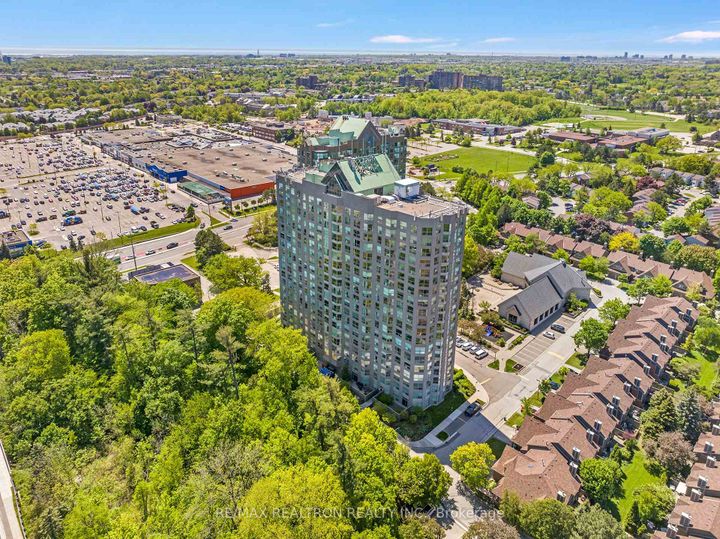 Photo 2 at 1301 - 2155 Burnhamthorpe Road W, Erin Mills, Mississauga