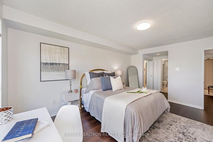 Photo 20 at 1301 - 2155 Burnhamthorpe Road W, Erin Mills, Mississauga